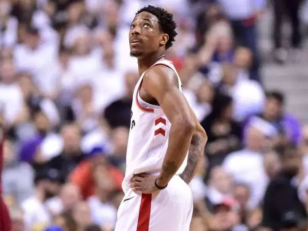 刻的险情依 刻的险情依