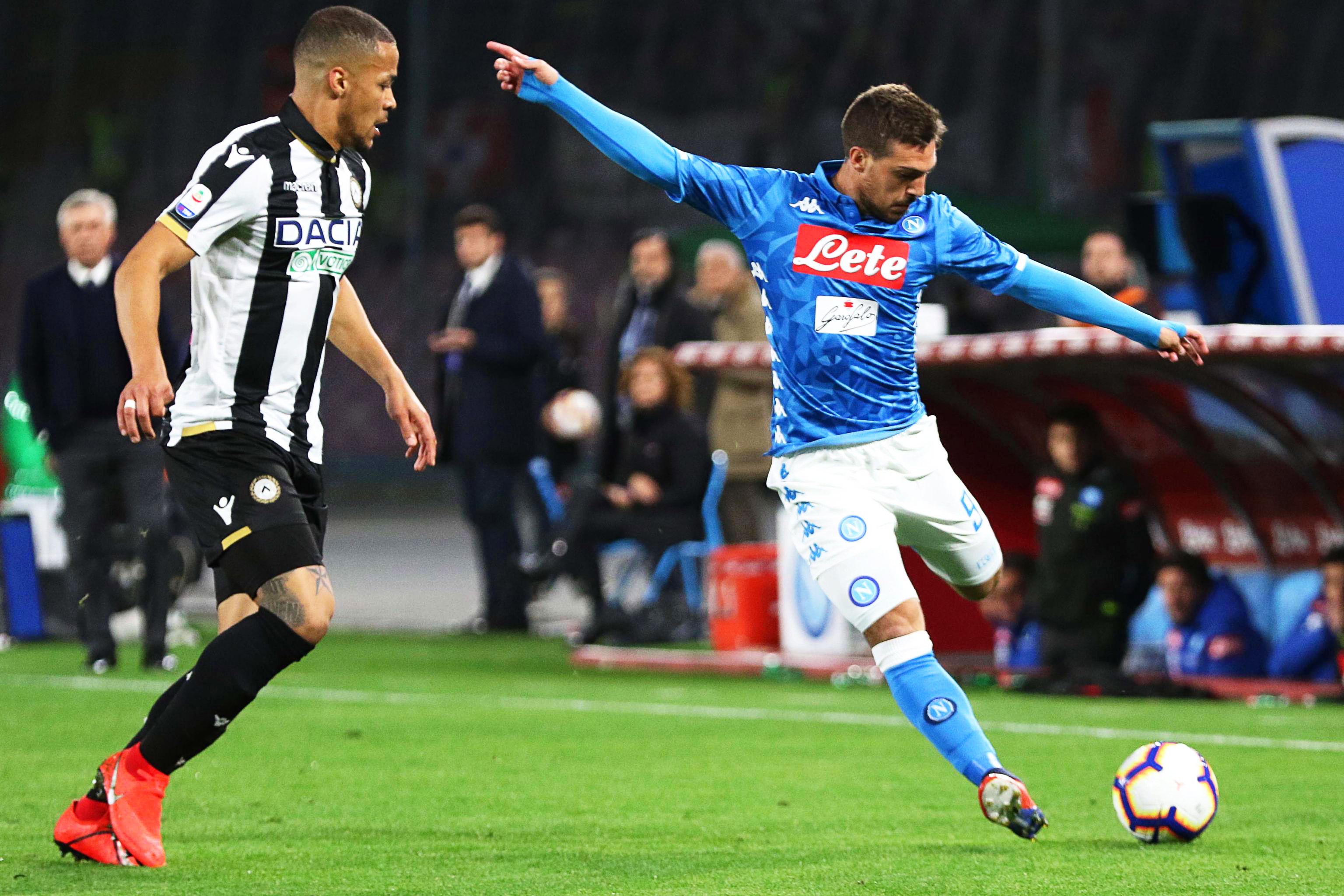 对霍福德采 对霍福德采